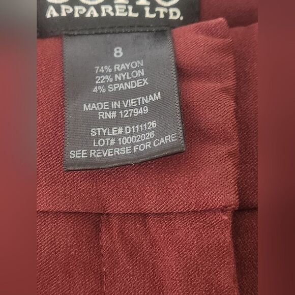 Soho Apparel LTD 8 Burgundy Full Length Zipper Stretch Women's Pants - Picture 2 of 7